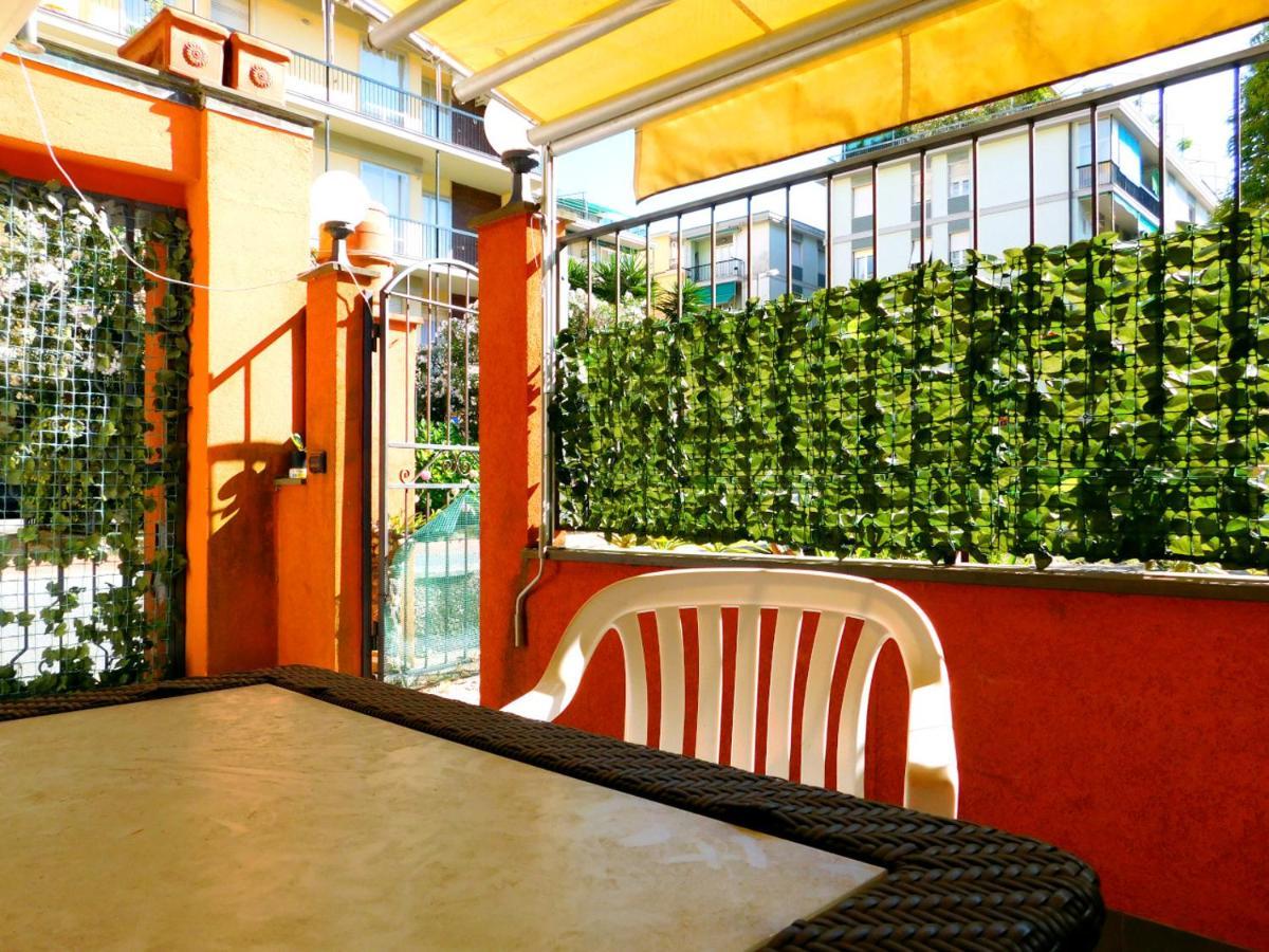 레반토 La Casa Rosa! 아파트 외부 사진